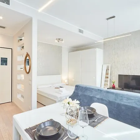 Apartment Easylife - Moderno E Climatizzato In Cadorna Fn *